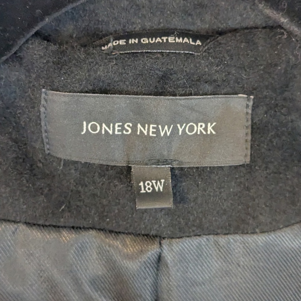 Warm & Cozy Jones New York Women’s Black Long Coat With Hood Size 18W - Picture 5 of 15